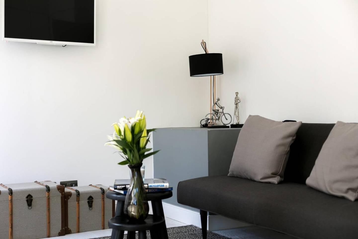 Guestready - West Kensington Home W/Balcony Лондон Екстериор снимка